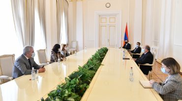 Արմեն Սարգսյանը հանդիպել է «Իմ քայլը» պատգամավորական խմբակցության ներկայացուցիչների հետ