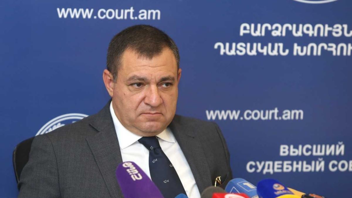 Կոչ եմ անում իմ բոլոր գործընկերներին շարունակել մեր ամենօրյա մասնագիտական գործունեությամբ և ամենայն պատասխանատվությամբ ամուր պահել պետության ողնաշարը․ ԲԴԽ նախագահ