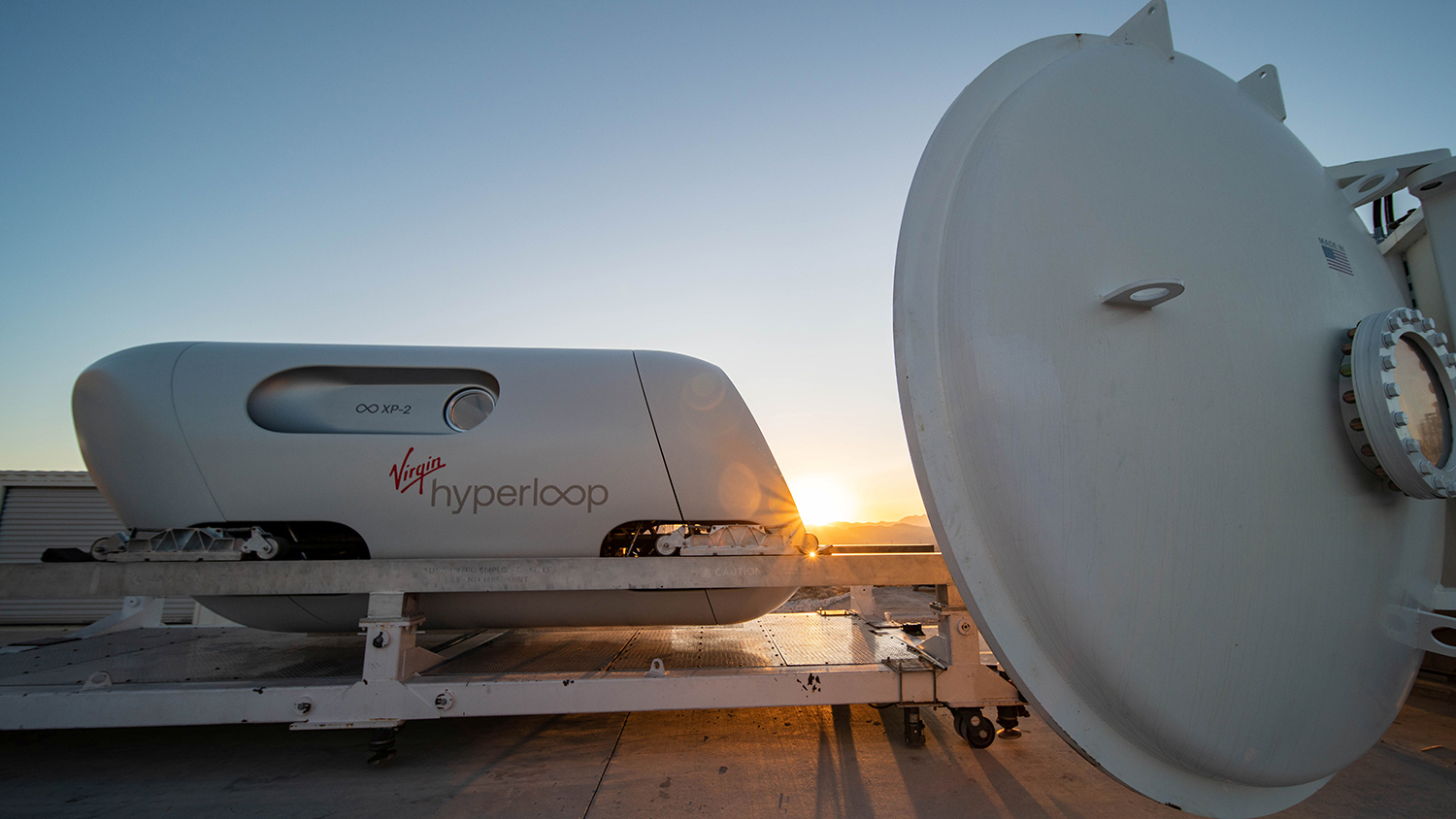 Նևադայում անցկացվել է Hyperloop վակուումային գնացքի ուղևորային փորձարկումը