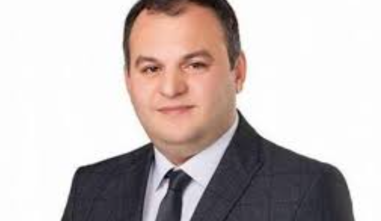 Վարդան Աթաբեկյանը դուրս է գալիս ԱԺ «Իմ քայլը» խմբակցությունից