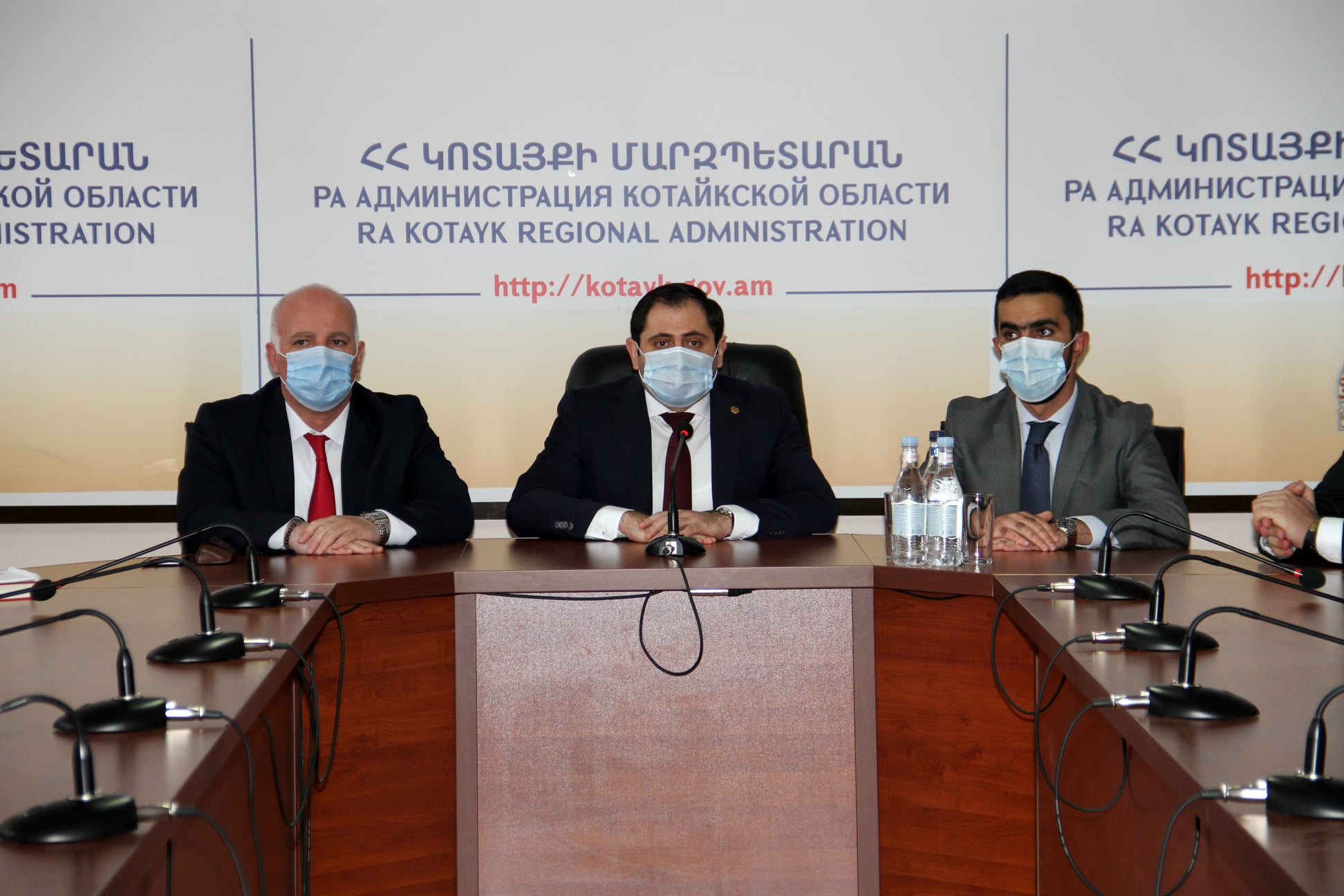 ՏԿԵ նախարար Սուրեն Պապիկյանը ներկայացրել է նորանշանակ մարզպետին