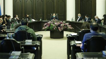 Մեր գործունեության կարևոր ուղղություններից մեկը պետք է դառնա զոհված զինծառայողների ընտանիքների սոցիալական երաշխիքների հարցը. վարչապետ