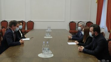 ՀՀ ԱԺ «Իմ քայլը» խմբակցության պատգամավորները հանդիպել են Հելեն Ֆեյզիի և Ժոնաթան Լաքոտի հետ