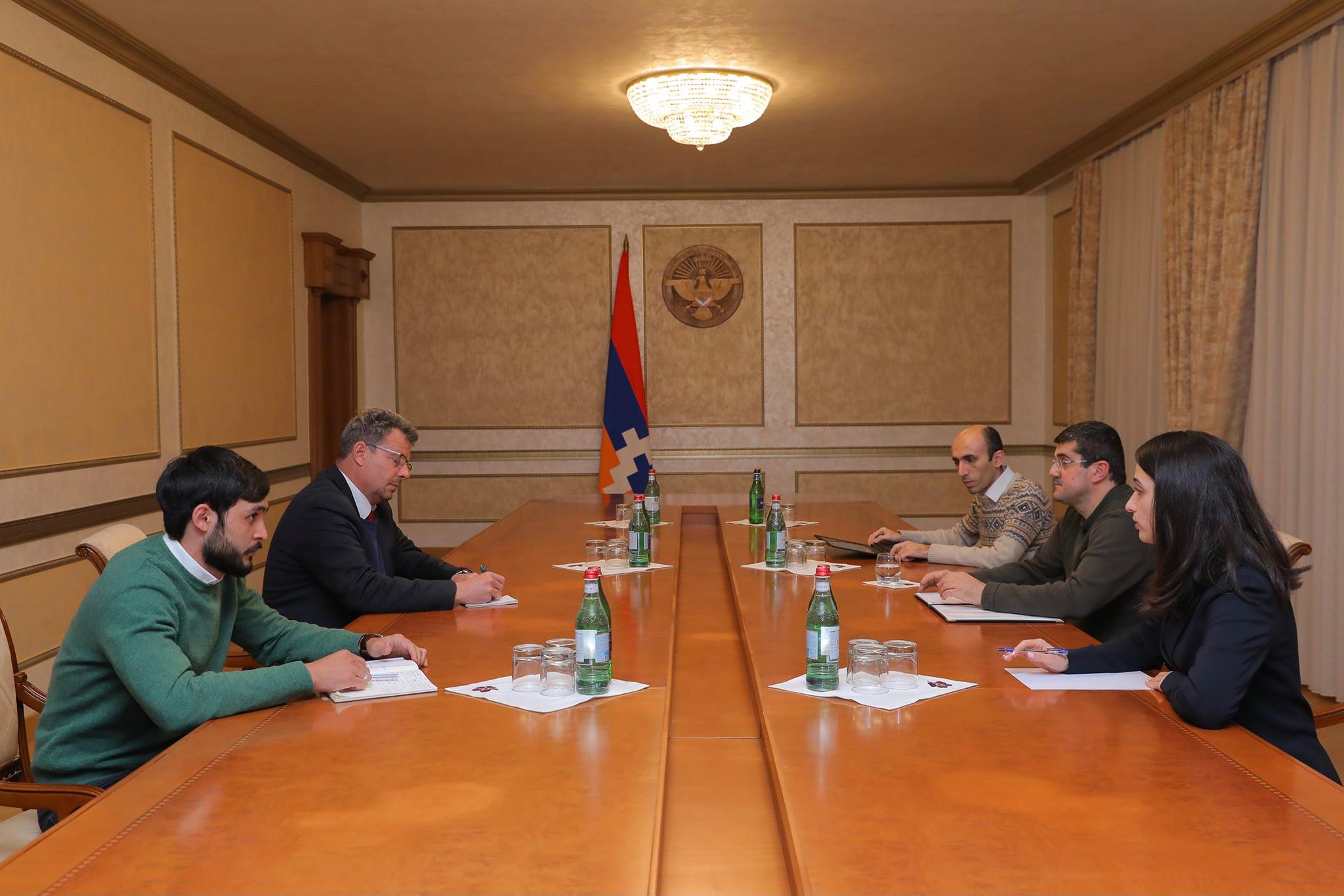 Արցախի նախագահը ընդունել է Կարմիր Խաչի միջազգային կոմիտեի առաքելության բարձրաստիճան ներկայացուցչին