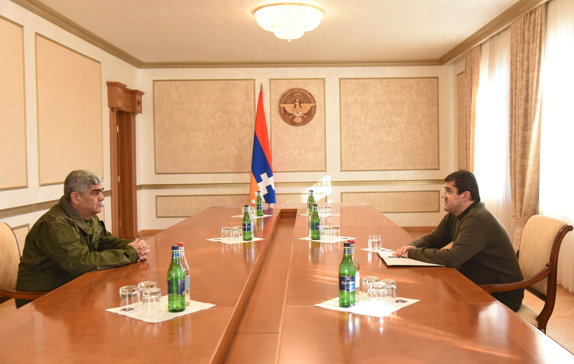 Համախմբման ու միասնականության կոչիս համատեքստում առաջին կարևոր համագործակցությունը կայացավ Արցախի հերոս Վիտալի Բալասանյանի հետ․ Արայիկ Հարությունյան
