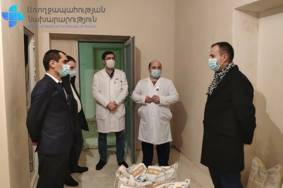 Արսեն Թորոսյանն այցելել է Այրվածքաբանության ազգային կենտրոն