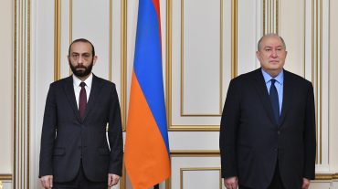 Արմեն Սարգսյանը հանդիպում է ունեցել Արարատ Միրզոյանի հետ