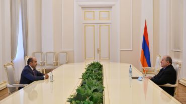Արմեն Սարգսյանն ու Էդմոն Մարուքյանը քննարկել են երկրում ստեղծված իրավիճակը