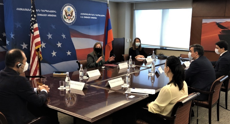 ՀՀ ՄԻՊ-ը ԱՄՆ դեսպան Լին Թրեյսիին ներկայացրել է ադրբեջանական վայրագությունների ու խոշտանգումների ապացույցներ