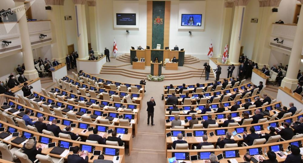 Քաղաքական ճգնաժամ Վրաստանում. Վրաստանի նոր խորհրդարանի առաջին նիստն անցել է առանց ընդդիմության