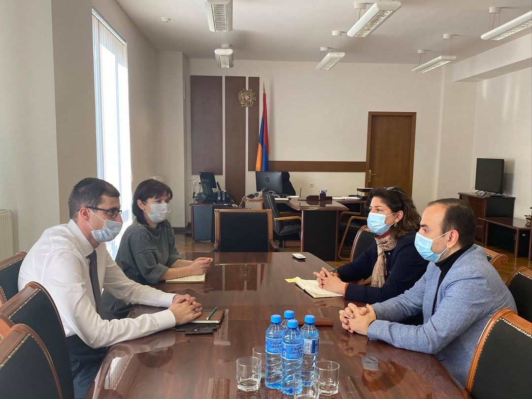Զարեհ Սինանյանը հանդիպել է աշխատանքի և սոցիալական հարցերի նորանշանակ նախարար Մեսրոպ Առաքելյանի հետ