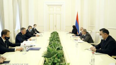 Վարչապետ Նիկոլ Փաշինյանն ընդունել է ՌԴ արտակարգ իրավիճակների նախարար Եվգենի Զինիչևին
