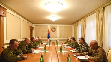 Արցախի նախագահն ընդունել է ՌԴ ԶՈՒ ինժեներական զորքերի պետ Յուրի Ստավիցկու գլխավորած պատվիրակությանը