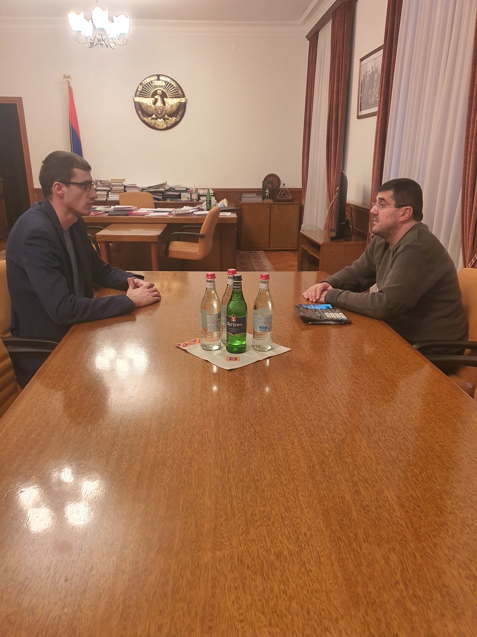 ՀՀ աշխատանքի և սոցիալական հարցերի նախարարը Արցախում հանդիպում է ունեցել Արայիկ Հարությունյանի հետ