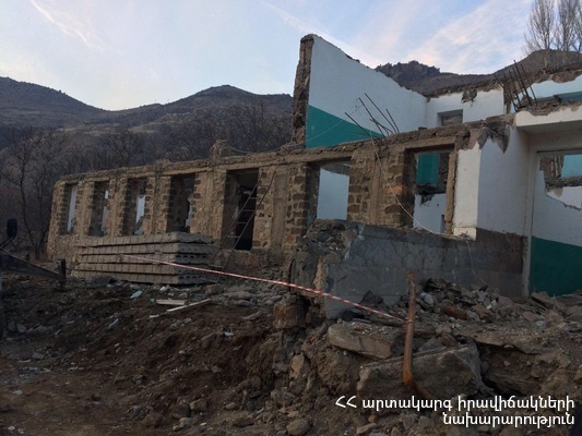 Փլուզում Եղեգիս գյուղի չգործող դպրոցում․ կա զոհ
