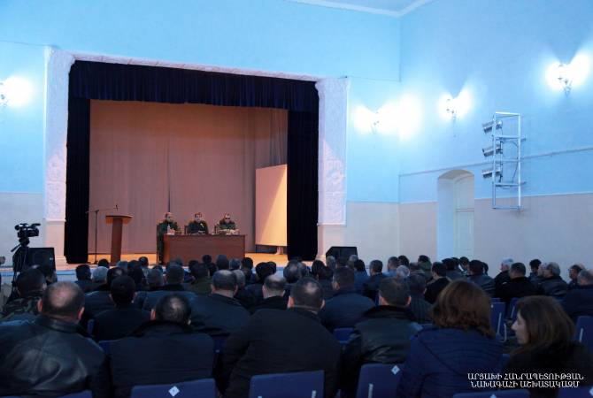 Արայիկ Հարությունյանը հանդիպել է Մարտակերտի շրջանի ղեկավար կազմի հետ