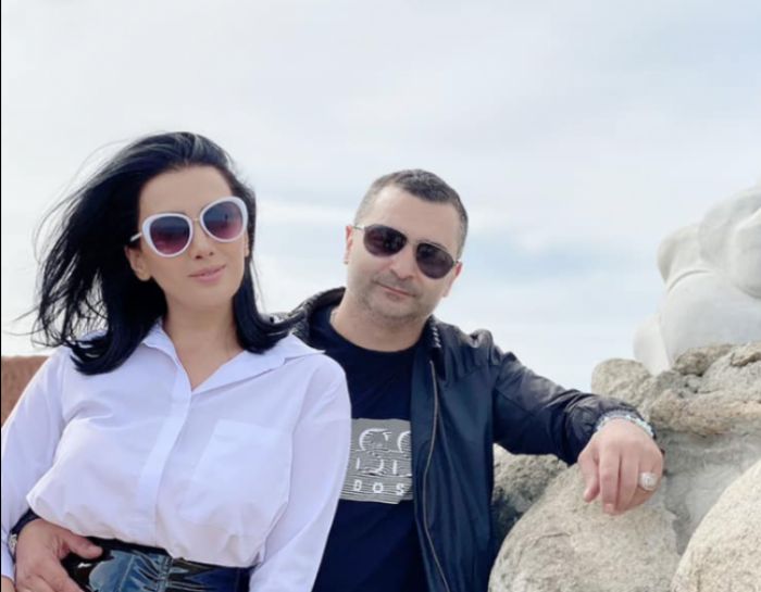 Քեզ հետ ես իմացա՝ ինչ է երջանկությունը. Վիկ Դարչինյանի կինը շնորհավորել է նրան ծննդյան օրվա կապակցությամբ