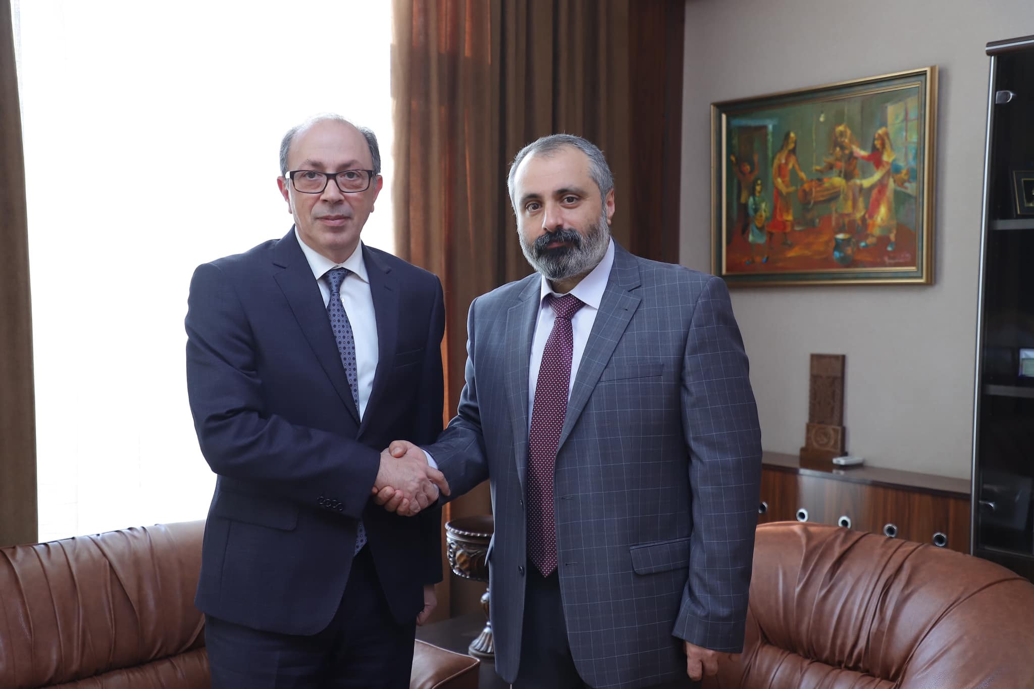 Արա Այվազյանը հանդիպում է Դավիթ Բաբայանի հետ
