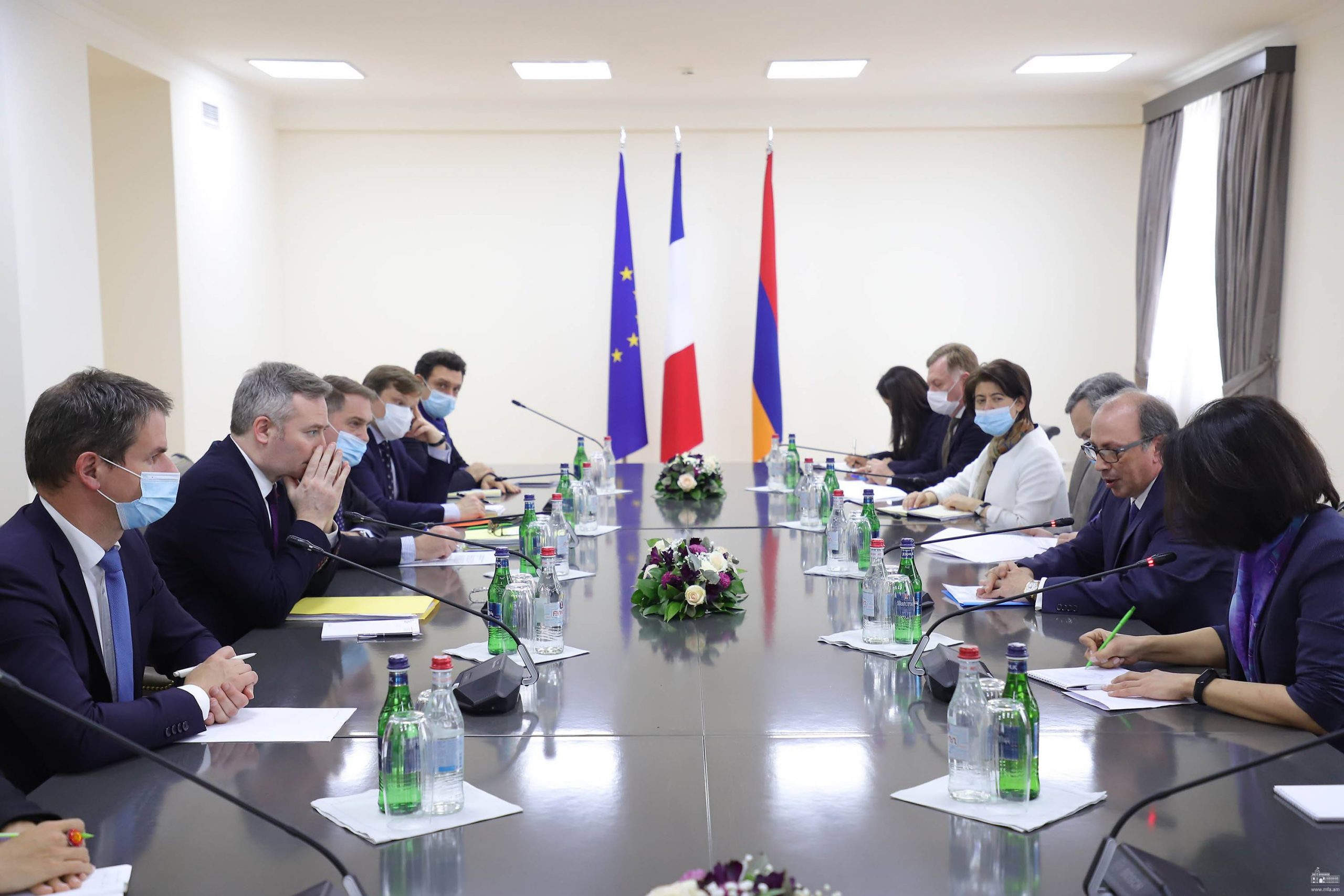 Արա Այվազյանը հանդիպել է Ժան-Բատիստ Լըմուանի հետ