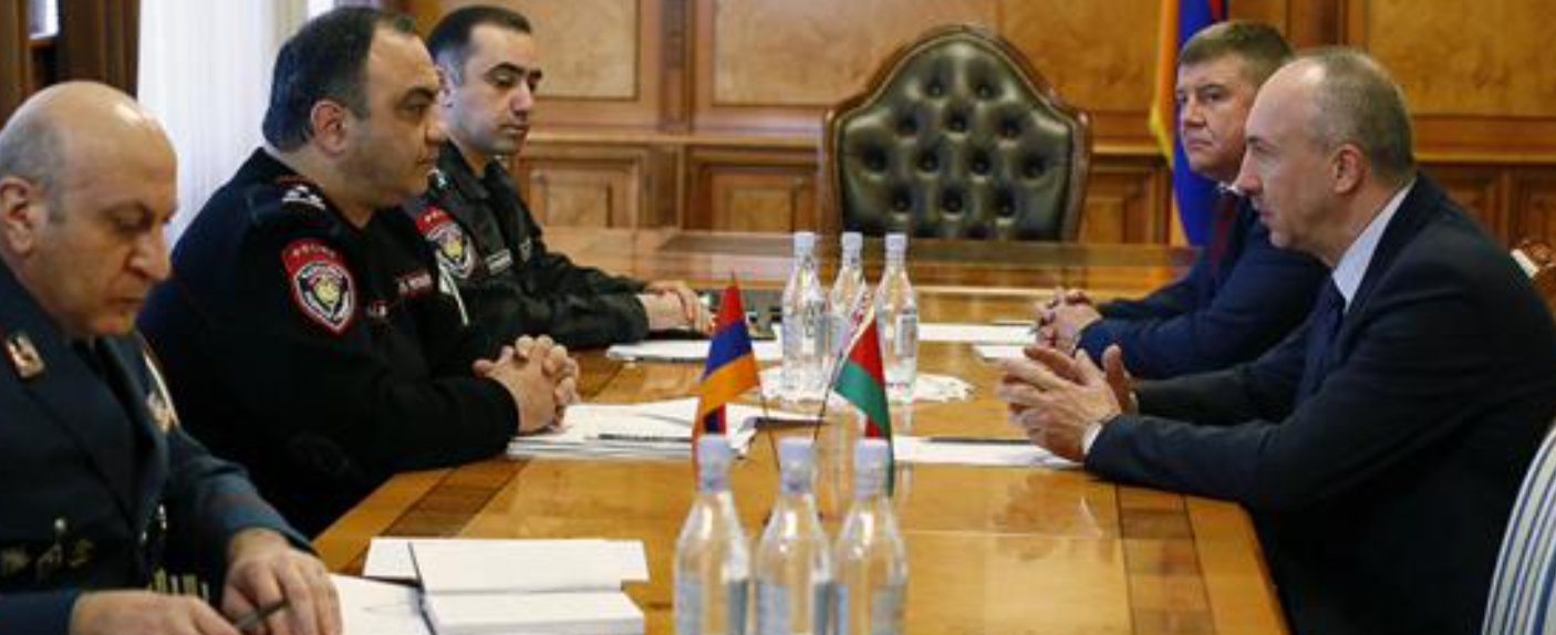 Ոստիկանության պետն ընդունել է Հայաստանում Բելառուսի արտակարգ և լիազոր դեսպանին