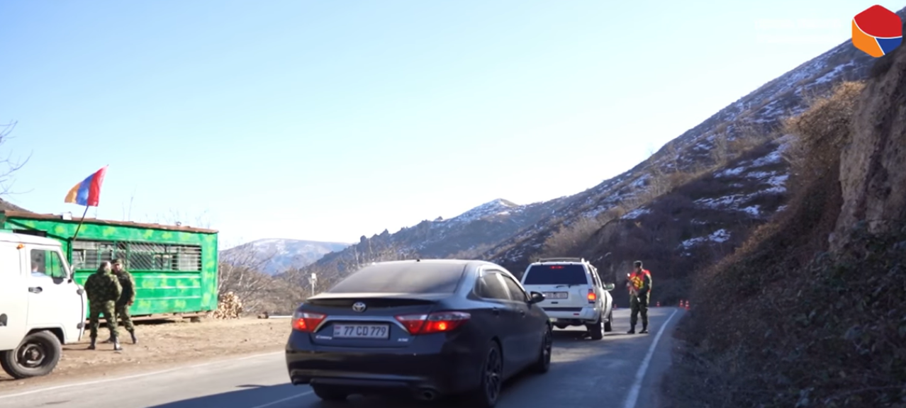 Սահմանապահ զորքերը վերահսկում են իրավիճակը Գորիս-Կապան ճանապարհին