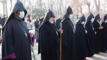 Ամենայն Հայոց Կաթողիկոսը այցելել է «Եռաբլուր» զինվորական պանթեոն