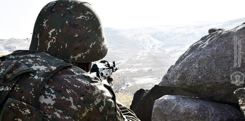 Ադրբեջանի ԶՈՒ-ն մի քանի ուղղությամբ խախտել է հրադադարի ռեժիմը. ԱՀ ՊՆ