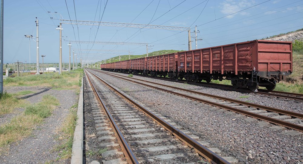 Բաքու-Թբիլիսի-Կարս երկաթգծով առաջին բեռնատար գնացքը Վրաստանի տարանցմամբ Թուրքիայից մեկնել է Ռուսաստան
