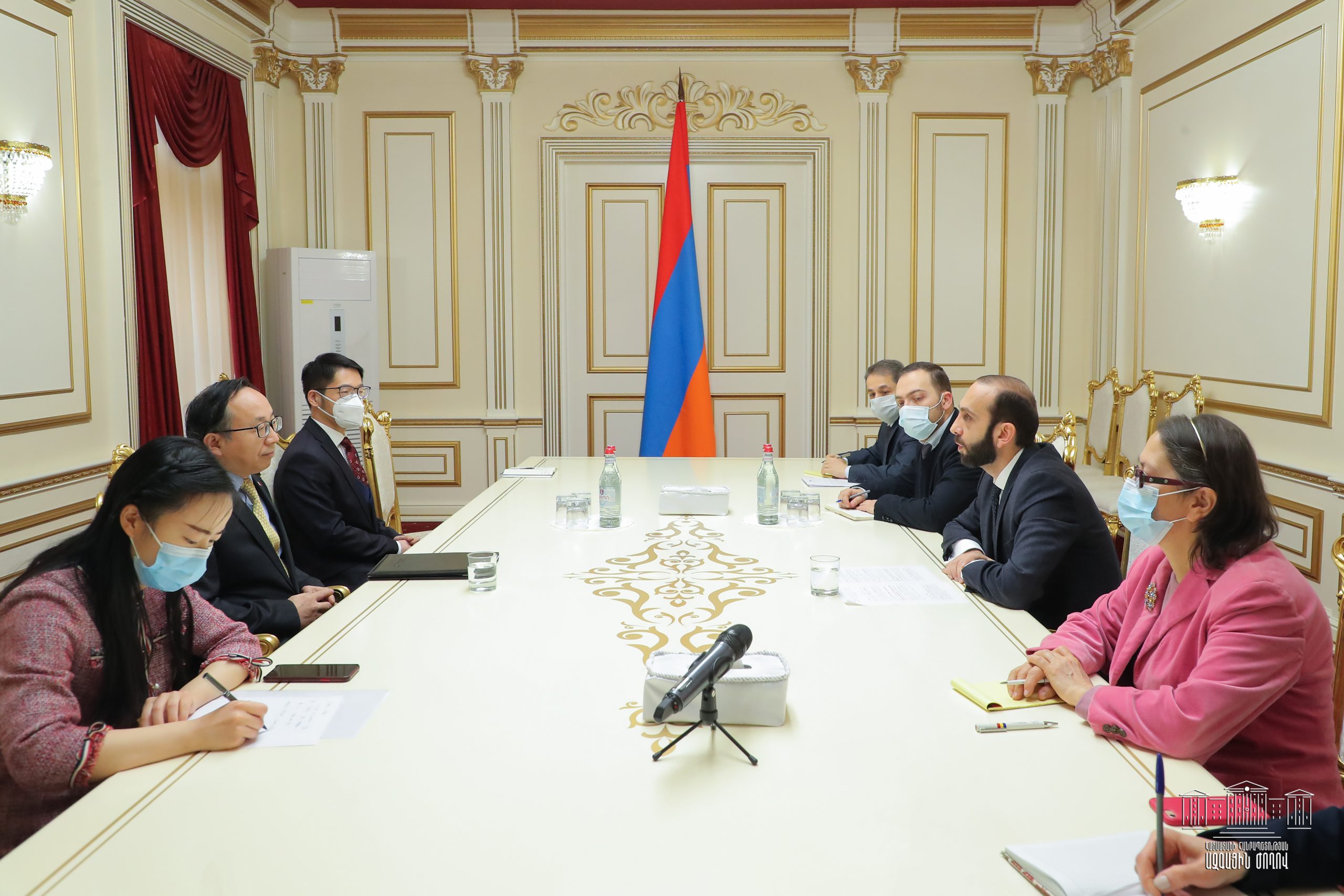 Արարատ Միրզոյանն ընդունել է Չինաստանի դեսպանին