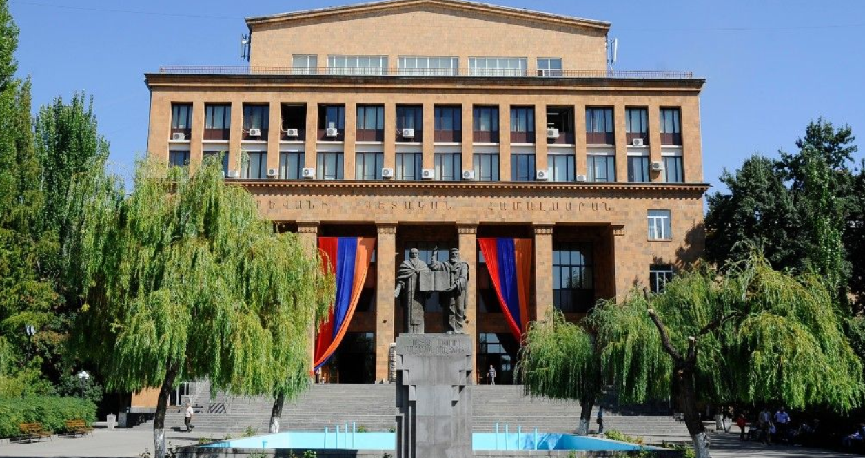 Մարտի 15-ից ԵՊՀ ուսումնական գործընթացն իրականացվելու է առկա