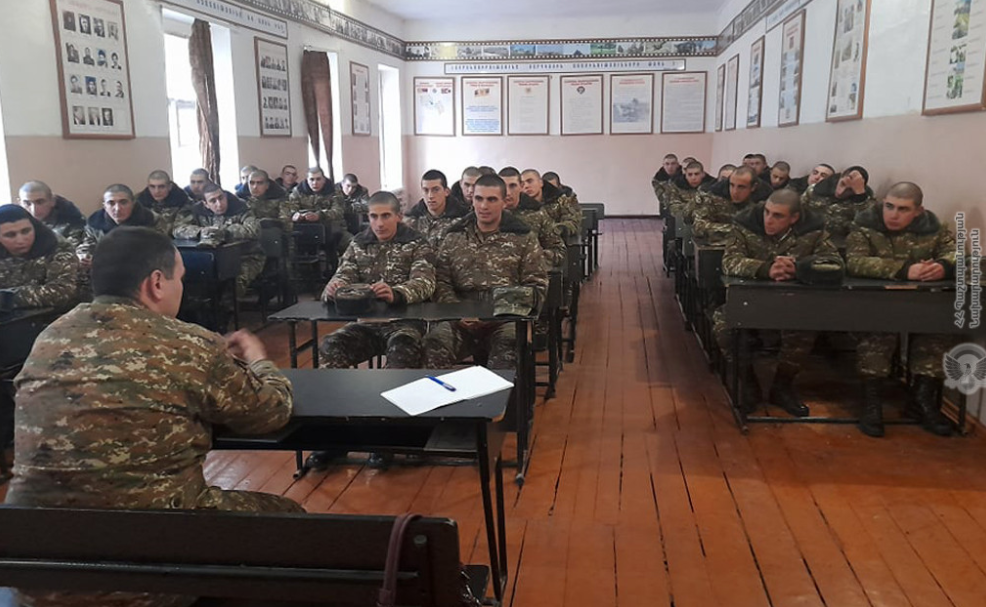 ՊՆ մարդու իրավունքների և բարեվարքության կենտրոնի պետն այցելել է զորամասեր