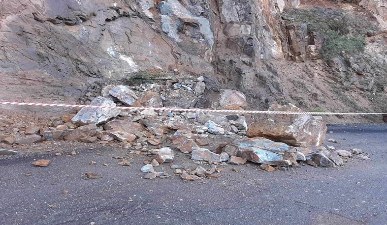Քարաթափման պատճառով երթևեկությունը Սարալանջի ճանապարհով ժամանակավորապես դադարեցվել է