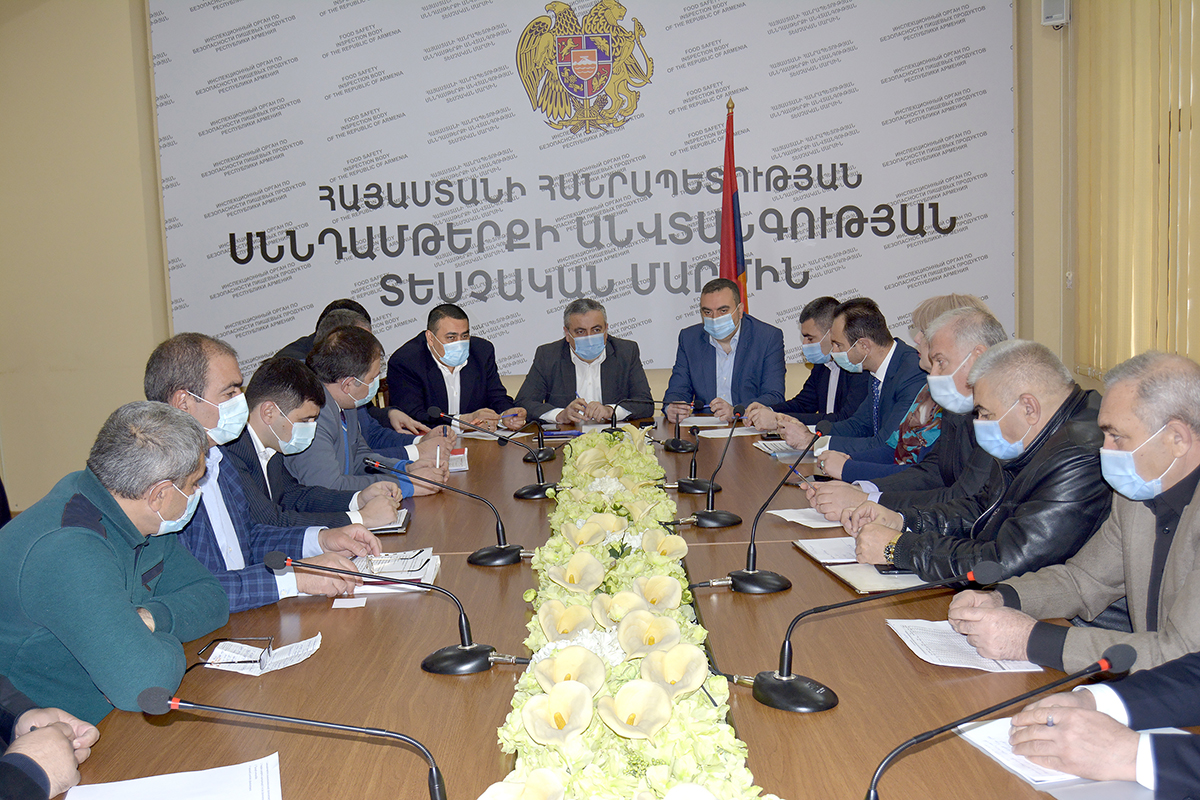 Հանրապետության անասնահամաճարակային իրավիճակի վերահսկողության թեմայով խորհրդակցություն ՍԱՏՄ-ում