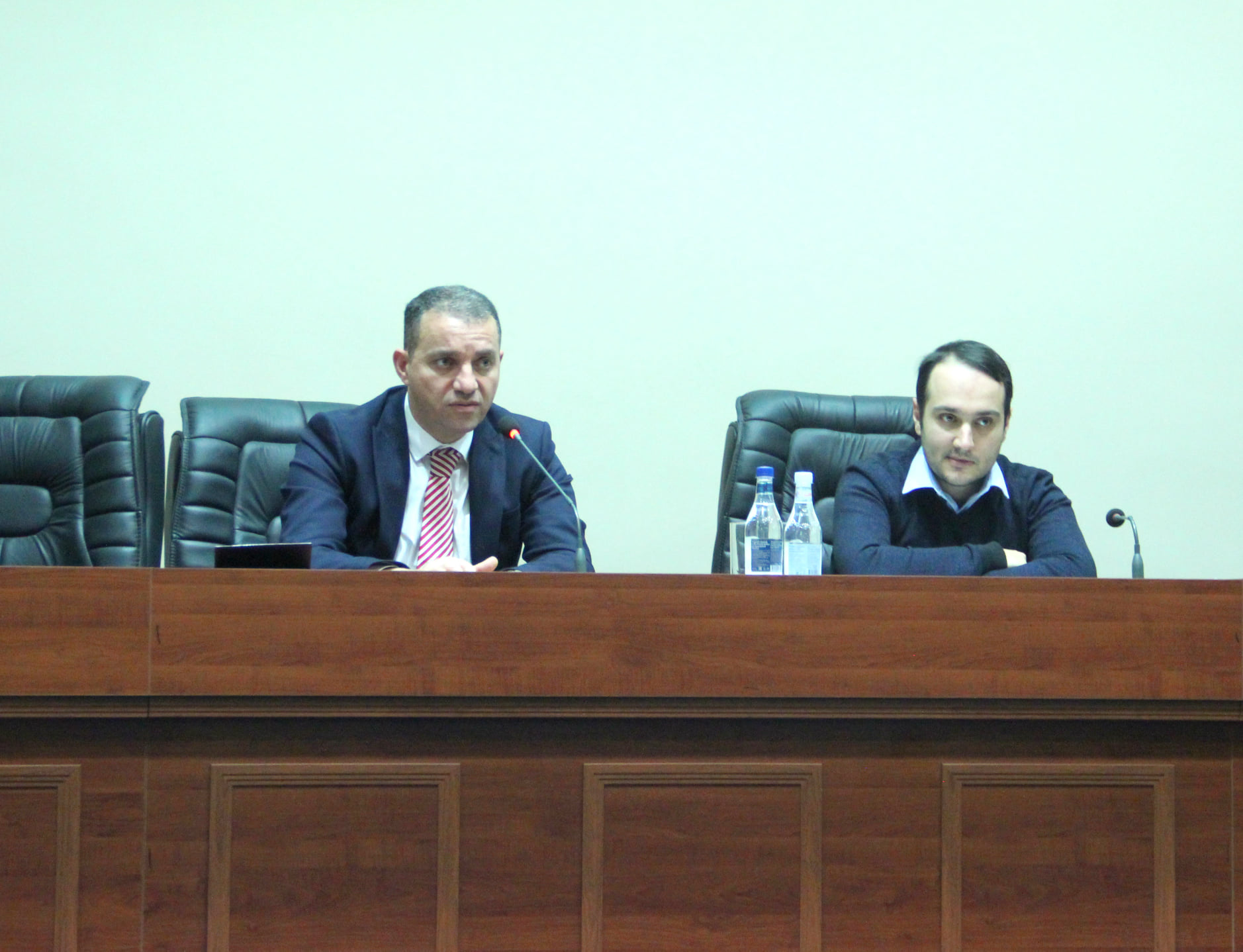 Վահան Քերոբյանը խորհրդատվական ընկերությունների ներկայացուցիչների հետ քննարկել է ներդրումային ոլորտի խնդիրները