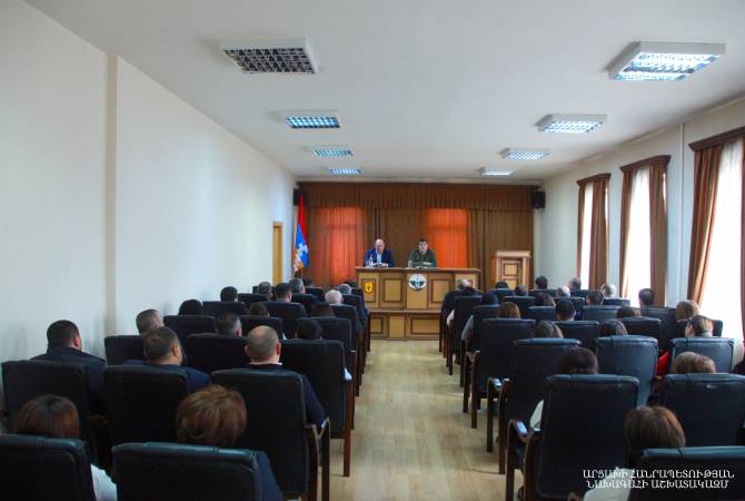 Արցախում նոր պատերազմի մասին խոսակցություններն անհիմն են. ԱՀ նախագահը հանդիպել է ՊԵԿ աշխատակիցների հետ