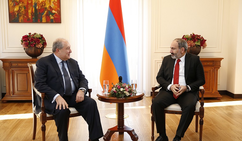Նախագահ Արմեն Սարգսյանն ու վարչապետ Նիկոլ Փաշինյանը հանդիպել են