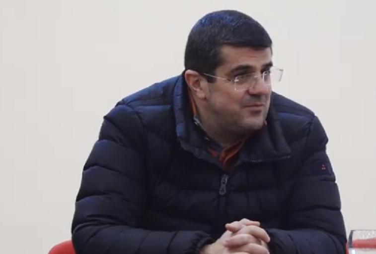 Հերոսական պայքարի գնով պահած համայնքում զարգացման լայնածավալ ծրագրեր ենք նախատեսում. Արայիկ Հարությունյանն այցելել է Կարմիր շուկա