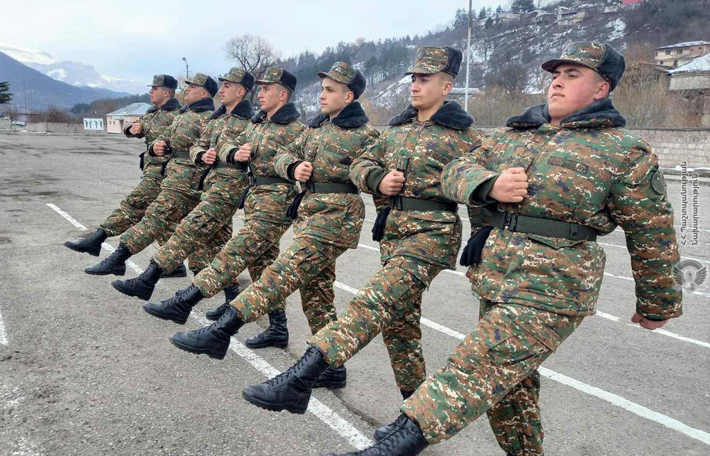 Նորակոչիկ զինծառայողների հետ անցկացվում են պարապմունքներ. ՊՆ