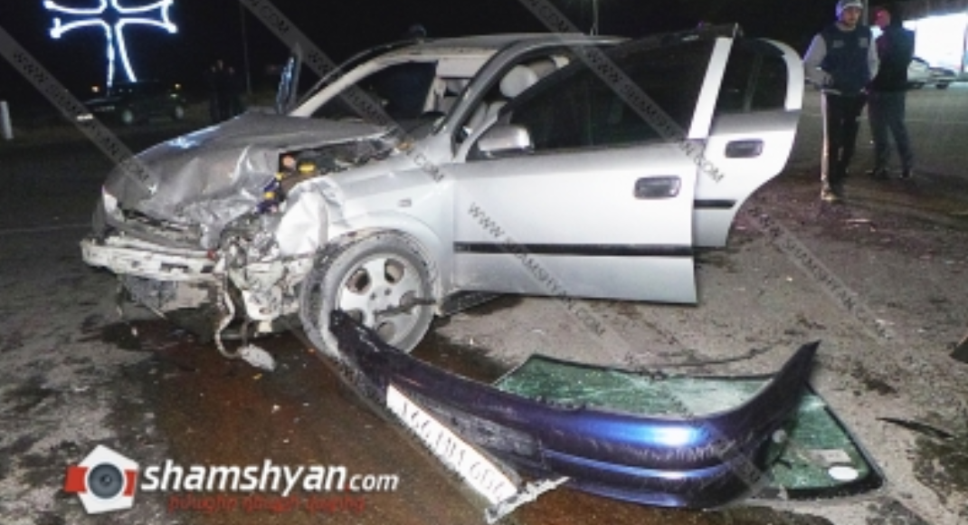 Արմավիրի մարզում ճակատ-ճակատի բախվել են Opel Astra-ները. 5 վիրավորների մեջ կան անչափահասներ
