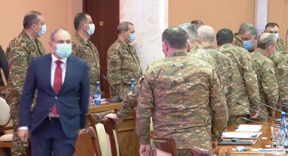 Փաշինյանը հանդիպում է ունեցել Զինված ուժերի հրամկազմի հետ
