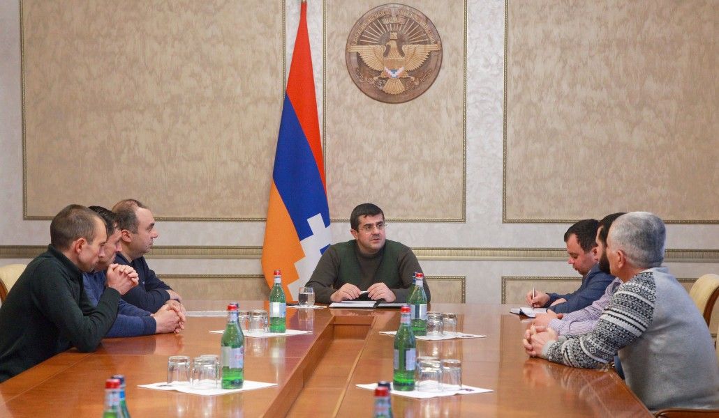 ԱՀ նախագահն ընդունել է «Միացյալ Հայաստան» կուսակցության պատվիրակությանը՝ Վահան Բադասյանի գլխավորությամբ