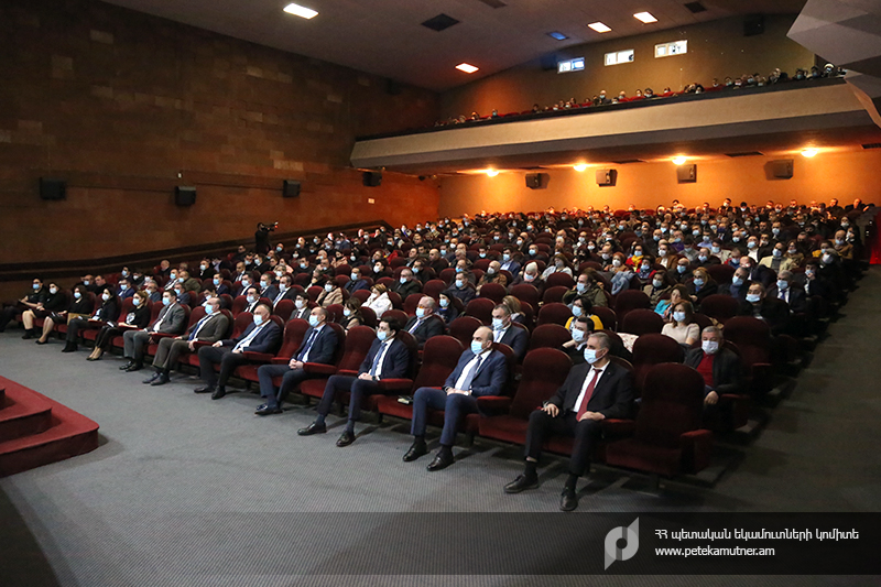 Ավելի քան 400 խոշոր հարկ վճարողների հետ քննարկվել են ոլորտային խնդիրները