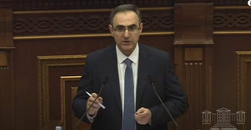Ինչո՞ւ ԲԴԽ նախագահը ներկա չէ ԱԺ նիստին. շարունակվել է Վճռաբեկ դատարանի դատավորի ընտրության հարցի քննարկումը