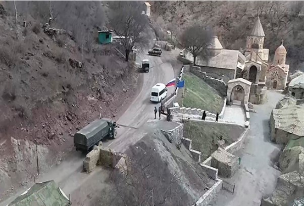 Ավելի քան 100 ուխտավորներ ռուս խաղաղապահների ուղեկցությամբ այցելել են Դադիվանք և Ամարաս