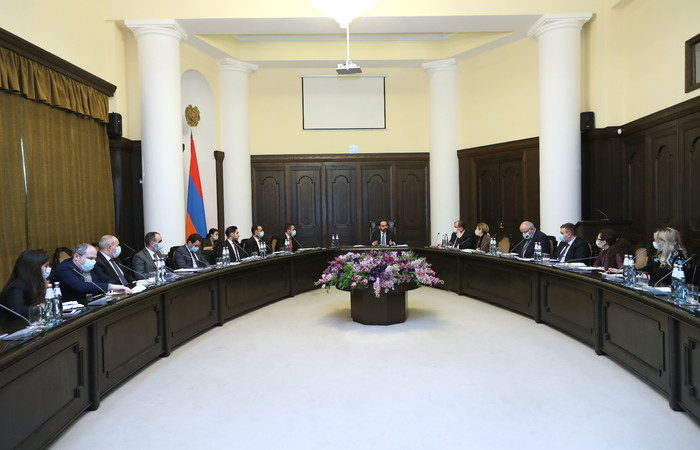 Տիգրան Ավինյանը խորհրդակցությունում քննարկել է «Մեկ պատուհանի» սկզբունքով մատուցվող ծառայությունների հարցերը