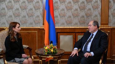 ՀՀ նախագահ հանդիպել է «Իմ քայլը» խմբակցության ղեկավար Լիլիթ Մակունցի հետ