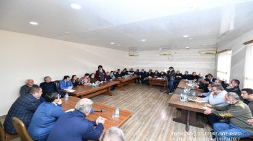 Արցախի նախագահը Երևանում հանդիպել է Հադրութի և Քաշաթաղի շրջանների բնակիչների հետ