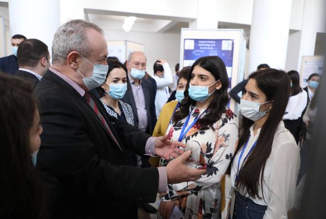 ԿԳՄՍՆ-ն ամփոփել է Հայկական համադպրոցական գիտության փառատոնի եզրափակիչ փուլը