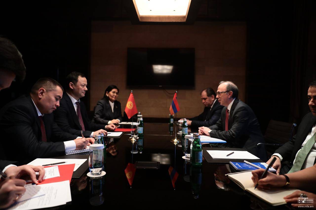 Հայաստանի և Ղրղզստանի ԱԳ նախարարներն ընդգծել են առևտրատնտեսական կապերի աշխուժացման անհրաժեշտությունը
