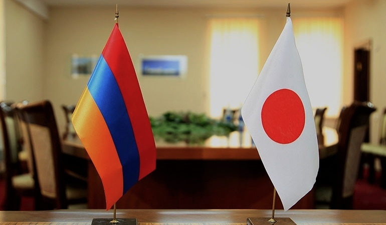 Դեսպան Հովհաննիսյանն իր հավատարմագրերն է հանձնել Ճապոնիայի կայսրին